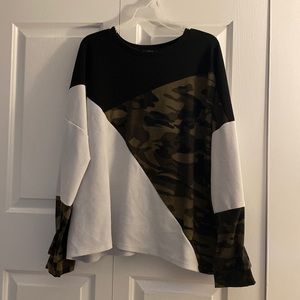 Camo color block long sleeve